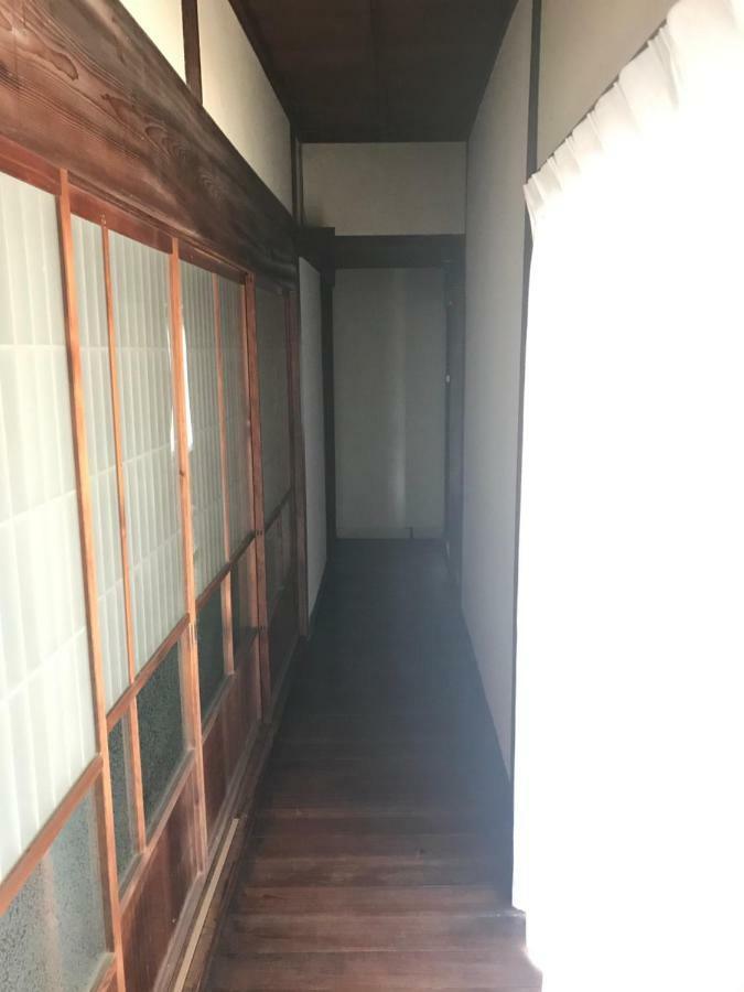 Guest House & Bar Diamond Head Mihana Extérieur photo